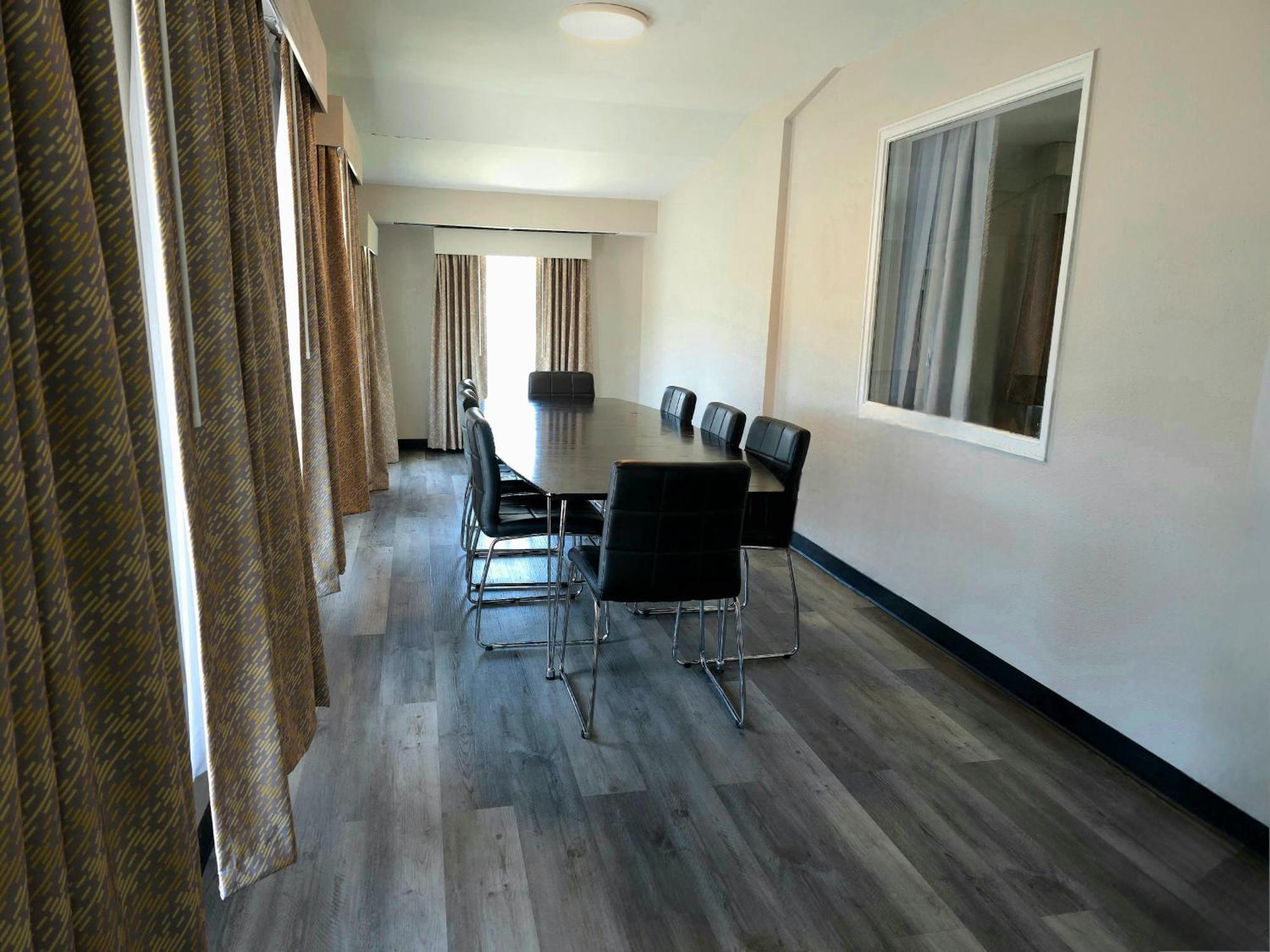 Days Inn And Suites By Wyndham Port Huron Dış mekan fotoğraf